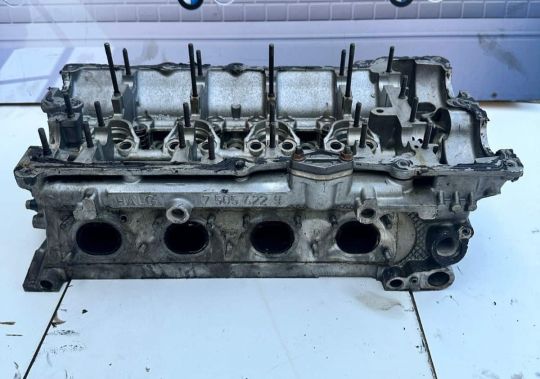 BMW ÇIKMA E87 E90 N46 SİLİNDİR KAPAĞI 7505422