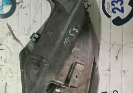 BMW &Ccedil;IKMA X5 E53 M57 AL&Uuml;M&Uuml;NYİM  SOL MOTOR KULAĞI 6761565